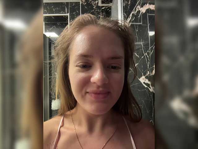 Lunaaaura live webcam show
