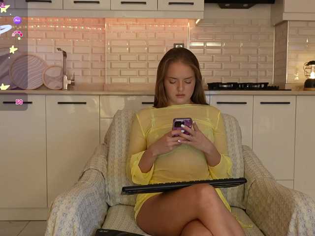 Lunaaaura