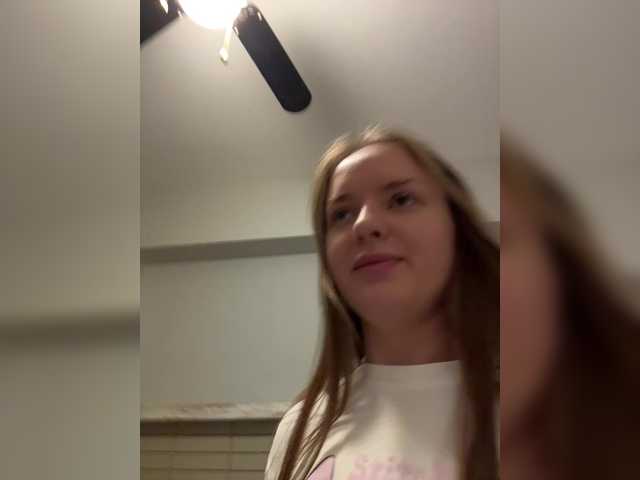 Lunaaaura live webcam show