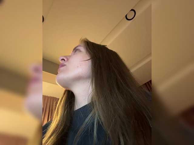 Lunaaaura live webcam show
