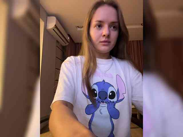 Lunaaaura webcam