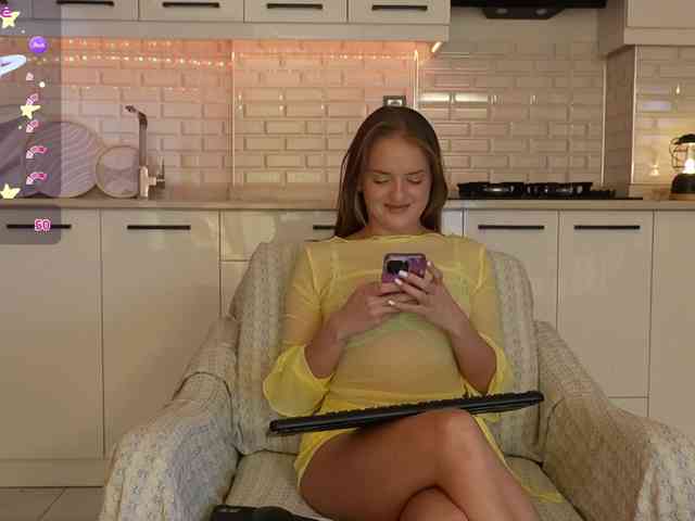 Lunaaaura Live Webcam on BongaCams