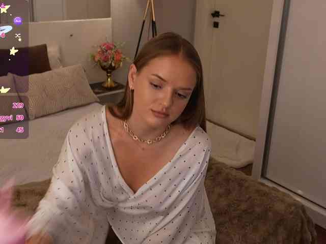 Lunaaaura webcam