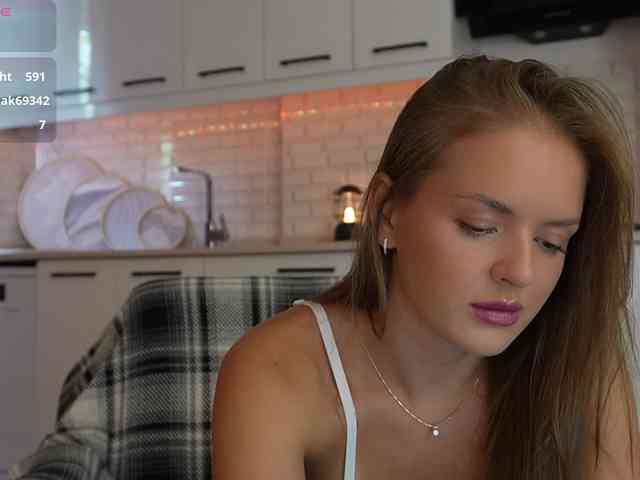 Lunaaaura webcam