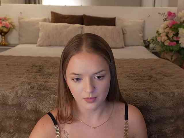 Lunaaaura webcam