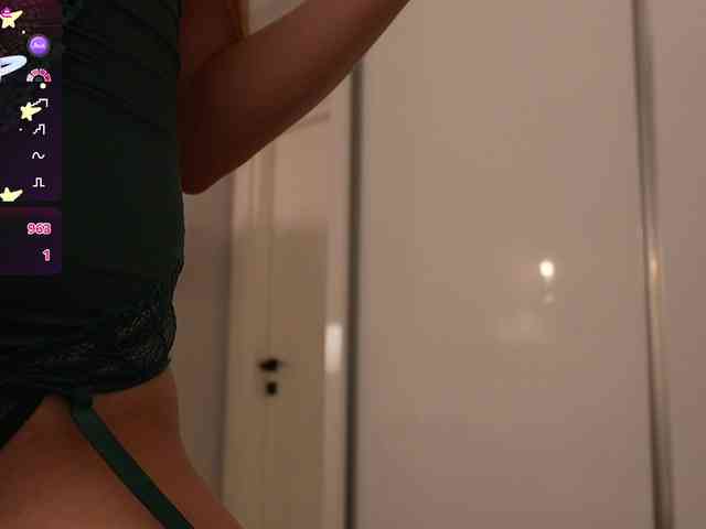 Lunaaaura webcam