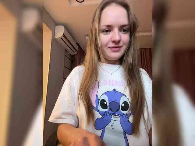 Lunaaaura webcam