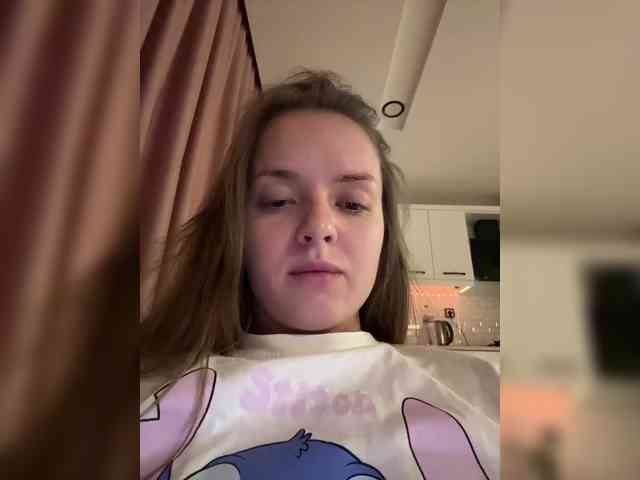 Lunaaaura webcam