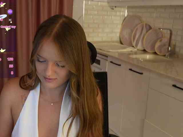 Lunaaaura webcam