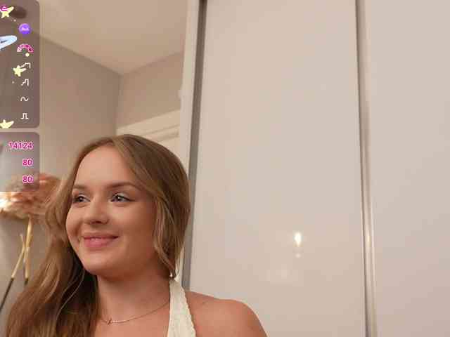 Lunaaaura webcam