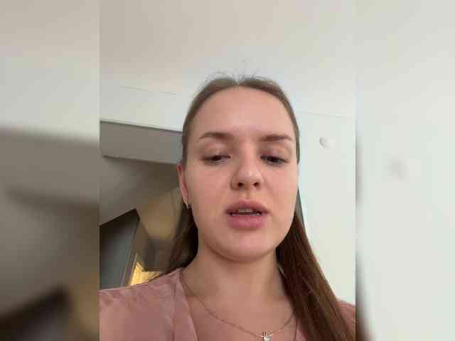 Lunaaaura webcam