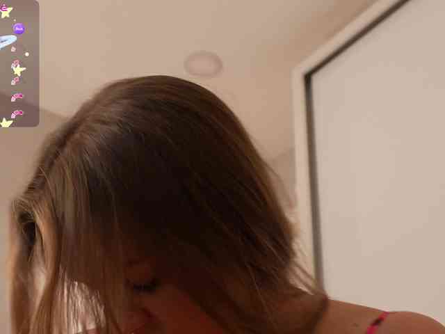 Lunaaaura webcam