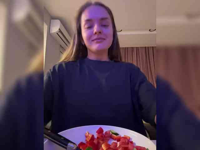 Модель: Lunaaaura