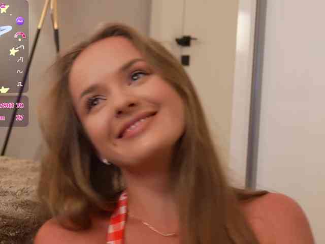 Lunaaaura webcam