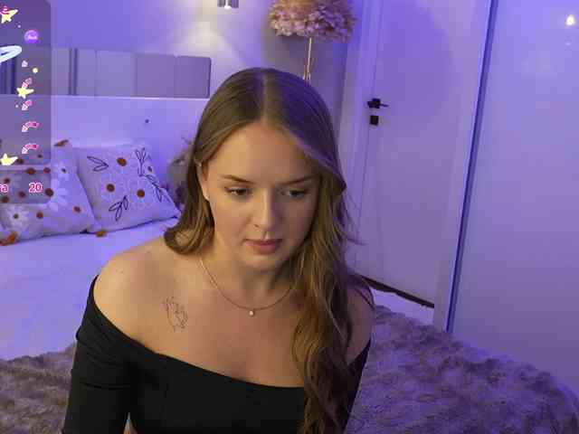 Model: Lunaaaura