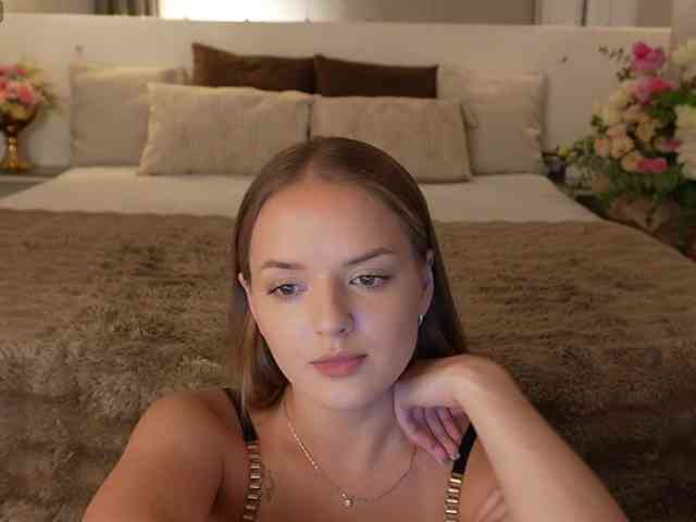 Lunaaaura webcam