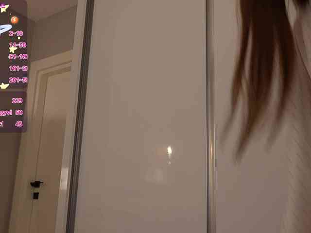 Модель: Lunaaaura