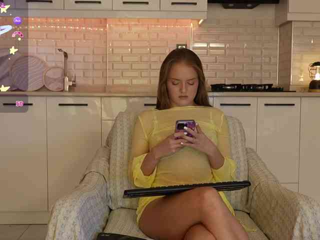 Lunaaaura Live Webcam on BongaCams