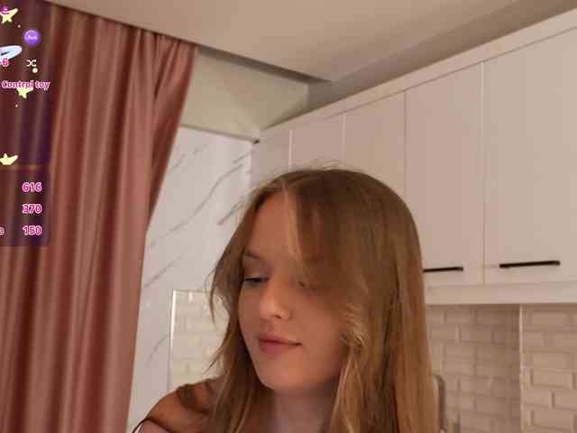 Lunaaaura webcam