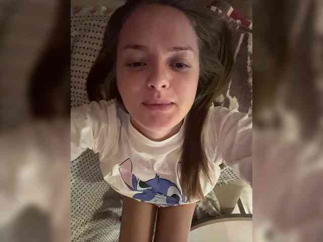 Lunaaaura webcam