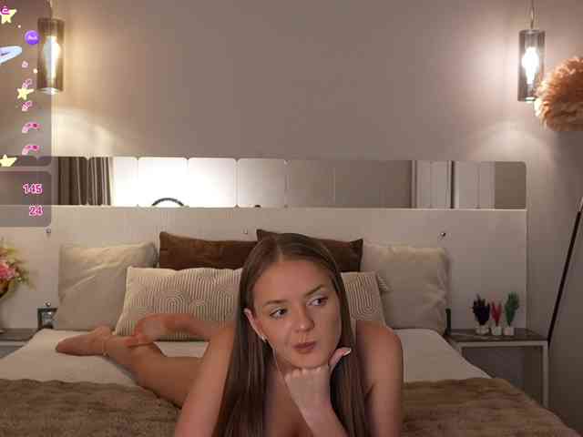Lunaaaura webcam