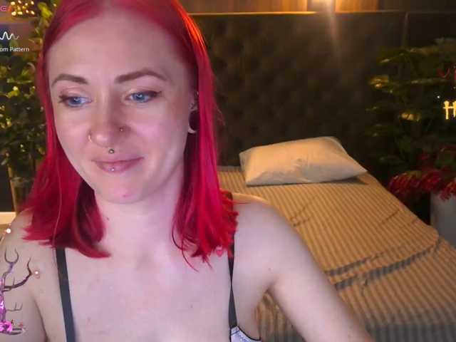 DramaQuenns live cam on BongaCams