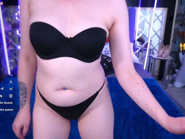 DramaQuenns live cam on BongaCams