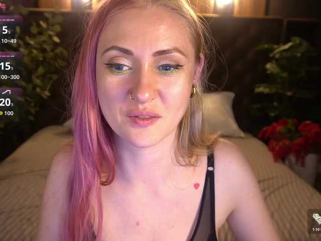 DramaQuenns live webcam show