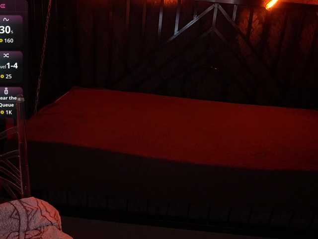 DramaQuenns live cam