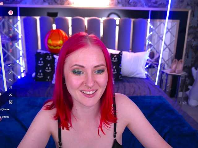 DramaQuenns live cam on BongaCams