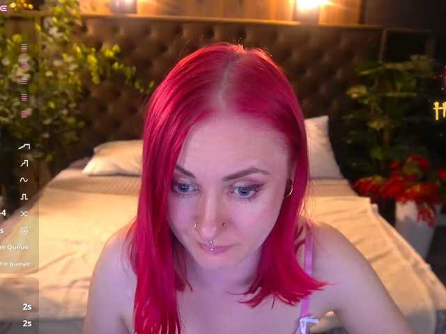 DramaQuenns live cam on BongaCams