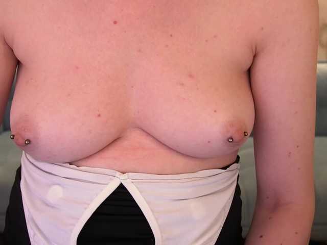 DramaQuenns's BongaCams show and profile