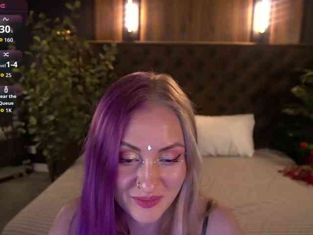 DramaQuenns Live Webcam on BongaCams