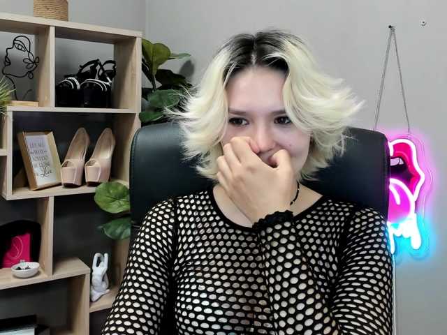 SweetLilyxo live cam on BongaCams