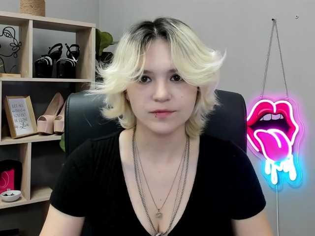 Sweetlilyxo live cam
