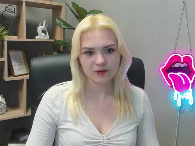 SweetLilyxo live cam