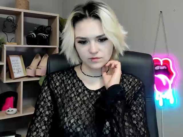 SweetLilyxo live cam on BongaCams