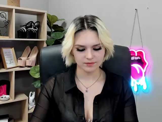 SweetLilyxo