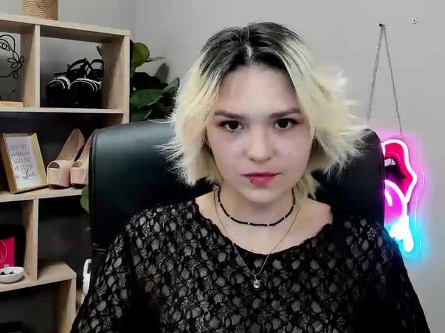 SweetLilyxo live cam on BongaCams