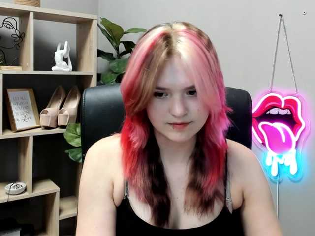 SweetLilyxo live cam on BongaCams