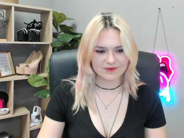 SweetLilyxo Cam en direct sur BongaCams