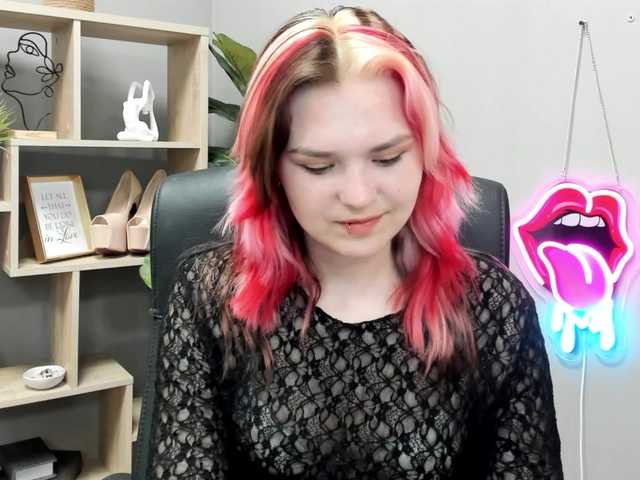 SweetLilyxo live cam on BongaCams