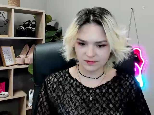 SweetLilyxo live cam on BongaCams