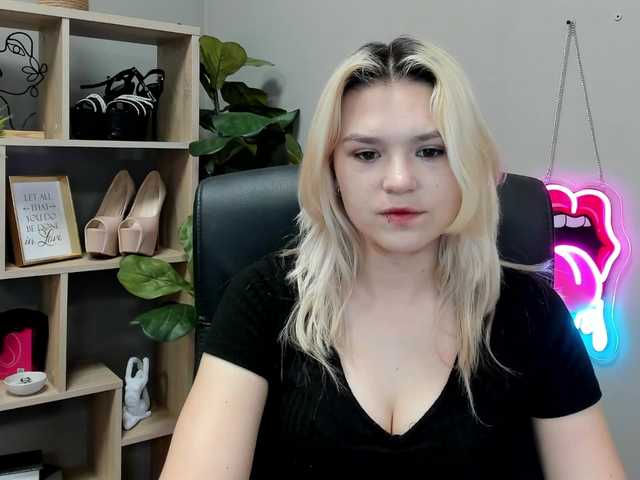 SweetLilyxo live cam