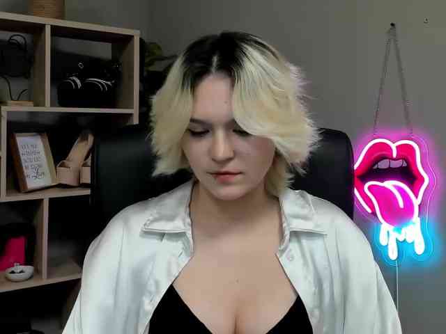 SweetLilyxo
