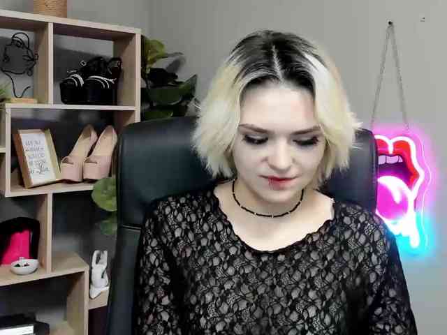 SweetLilyxo - Girl 
