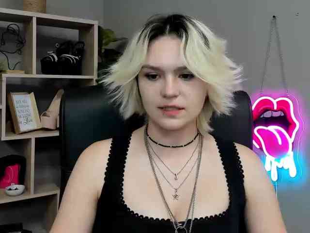 SweetLilyxo Live Webcam on BongaCams