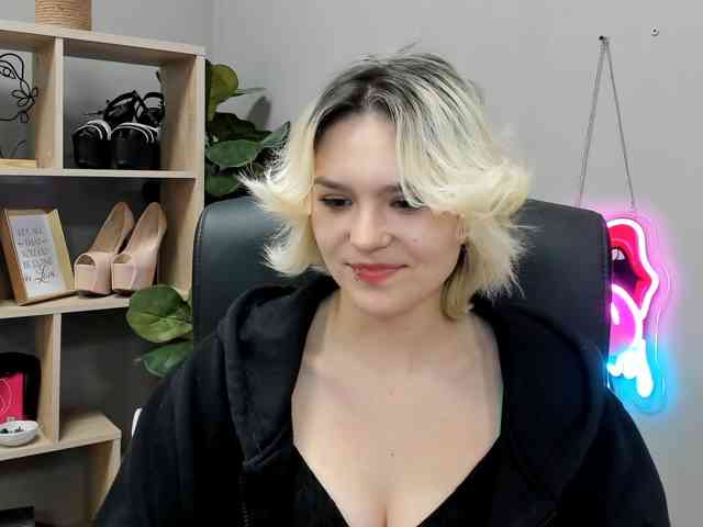 SweetLilyxo