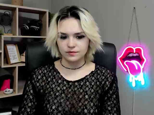 SweetLilyxo SweetLilyxo