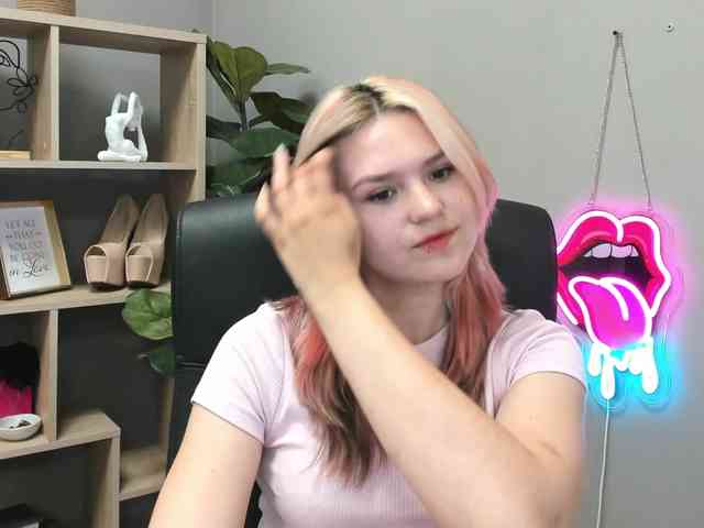 SweetLilyxo - Girl 